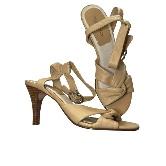 Bisou Bisou Tan Knot Strap Heeled Sandals Size 6 – Like New - Picture 2 of 5